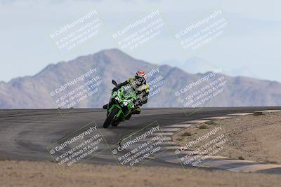 media/Nov-16-2025-Race Pace (Sun) [[8c5fa54630]]/Non Verified Riders (1st 20 Minutes)/6-Turn 12 (2pm)/